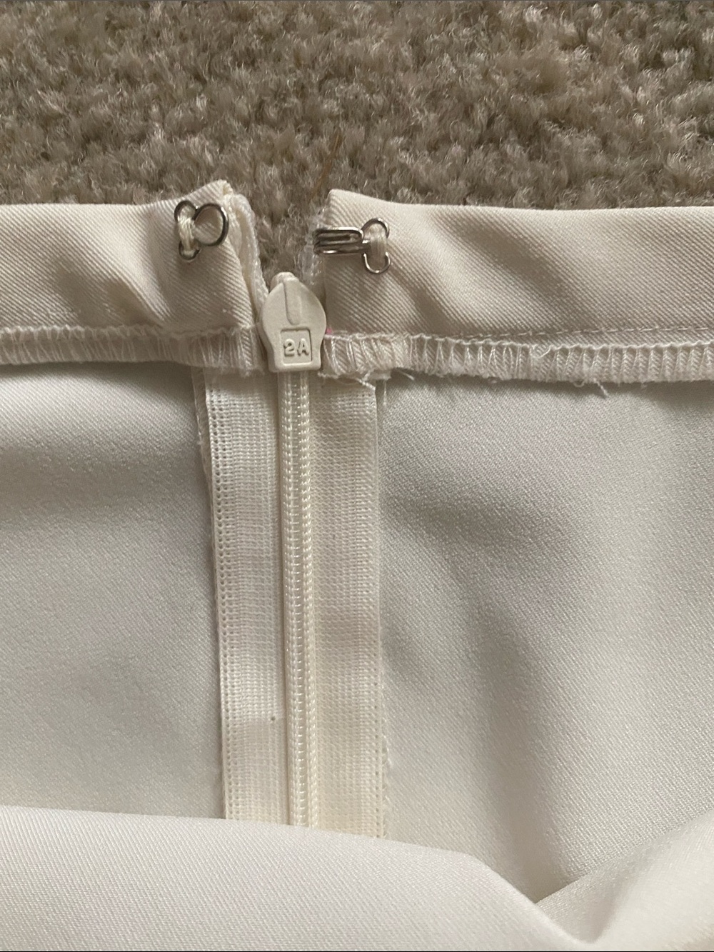 Vintage cream size 4 Cache skirt and top set - Picture 6 of 7